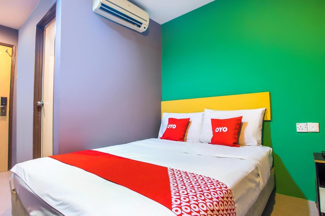 โอโย 89688 อะลอร์ สตรีท โฮเต็ล Hotel กัวลาลัมเปอร์ ภายนอก รูปภาพ