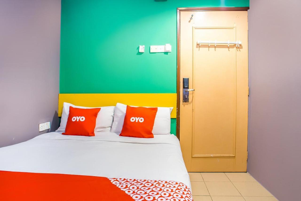 โอโย 89688 อะลอร์ สตรีท โฮเต็ล Hotel กัวลาลัมเปอร์ ภายนอก รูปภาพ