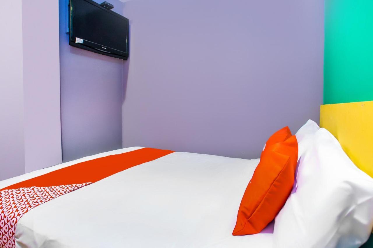 โอโย 89688 อะลอร์ สตรีท โฮเต็ล Hotel กัวลาลัมเปอร์ ภายนอก รูปภาพ
