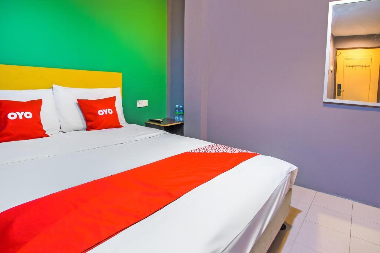 โอโย 89688 อะลอร์ สตรีท โฮเต็ล Hotel กัวลาลัมเปอร์ ภายนอก รูปภาพ