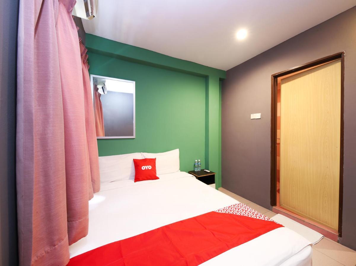 โอโย 89688 อะลอร์ สตรีท โฮเต็ล Hotel กัวลาลัมเปอร์ ภายนอก รูปภาพ